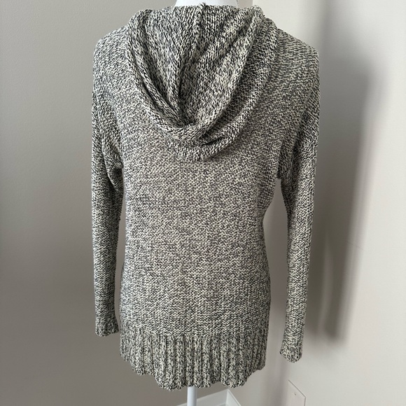 Design Lab sweater Hoodie - Picture 2 of 6